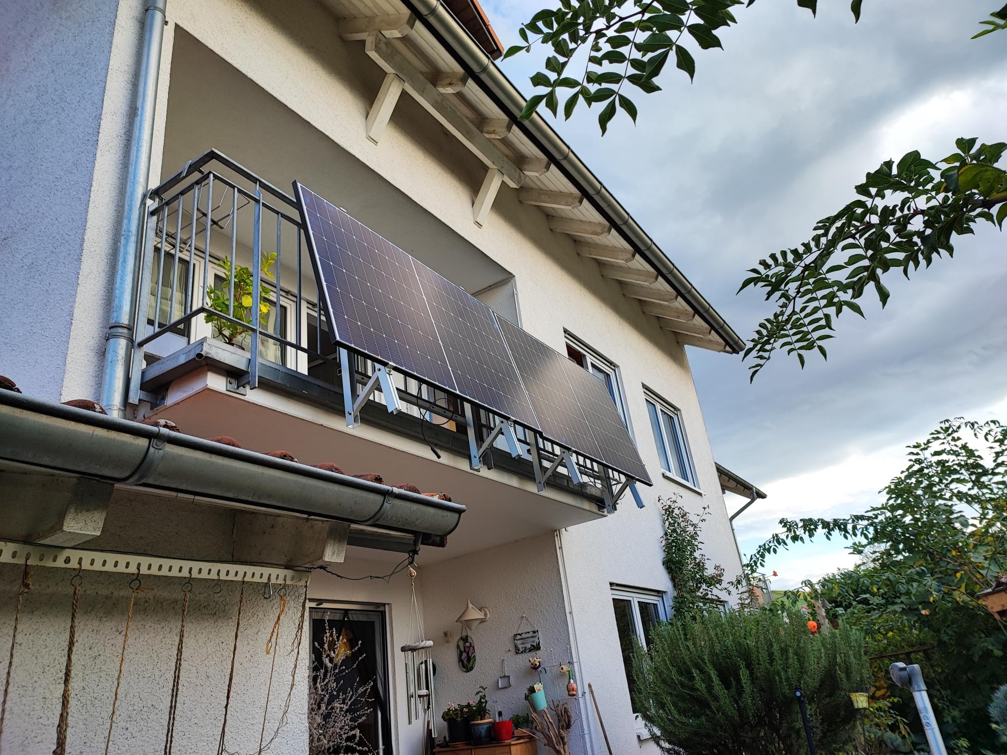 Balkonkraftwerk 600 Watt Komplett-Set Balkonkraftwerk 600 Watt Komplett-Set