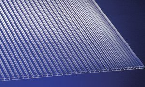 Polycarbonat Universal-Stegplatten 4,5 mm für Gewächshäuser 150 x 70 cm