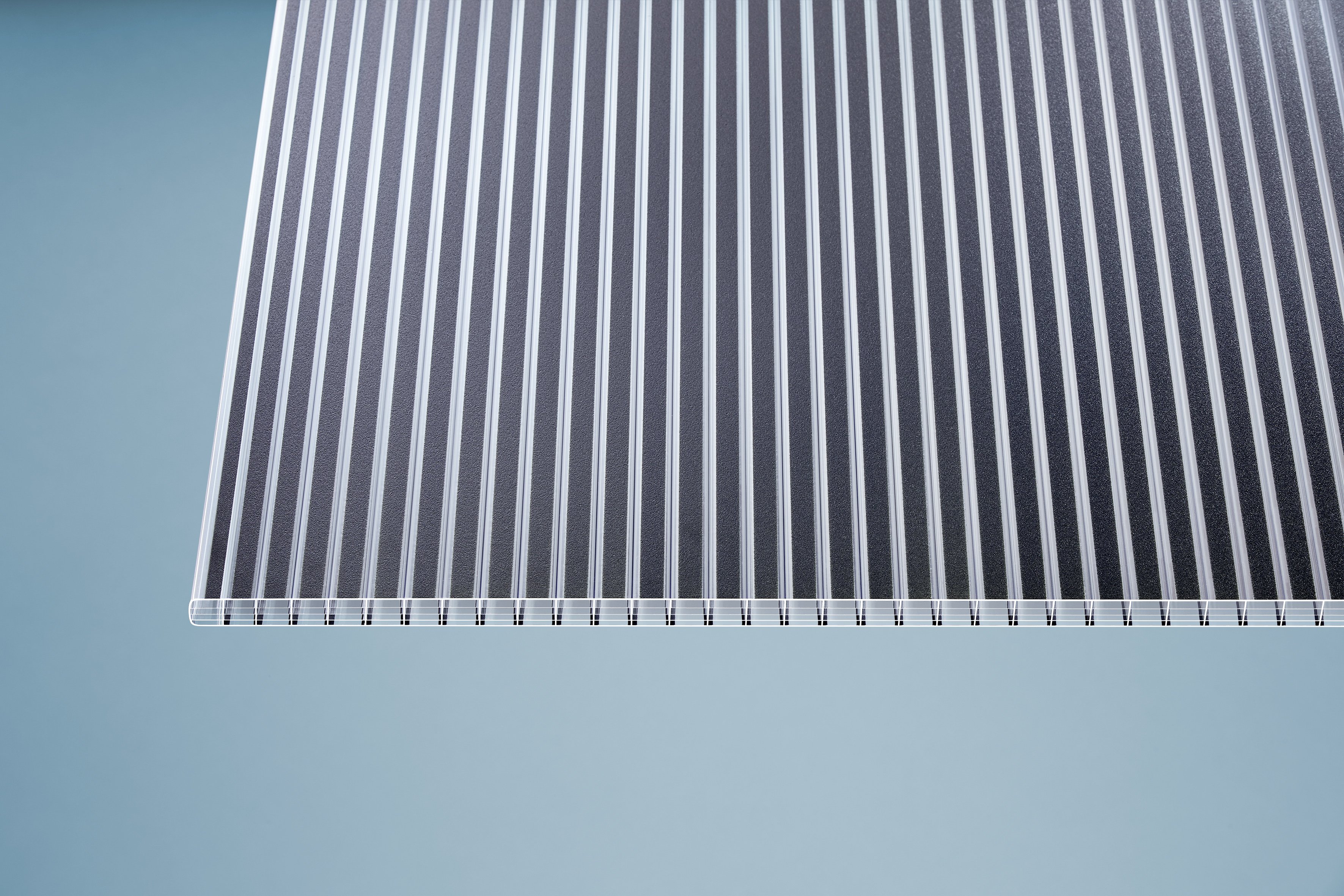 Polycarbonat Hohlkammerplatten 16 mm gestreift anthrazit