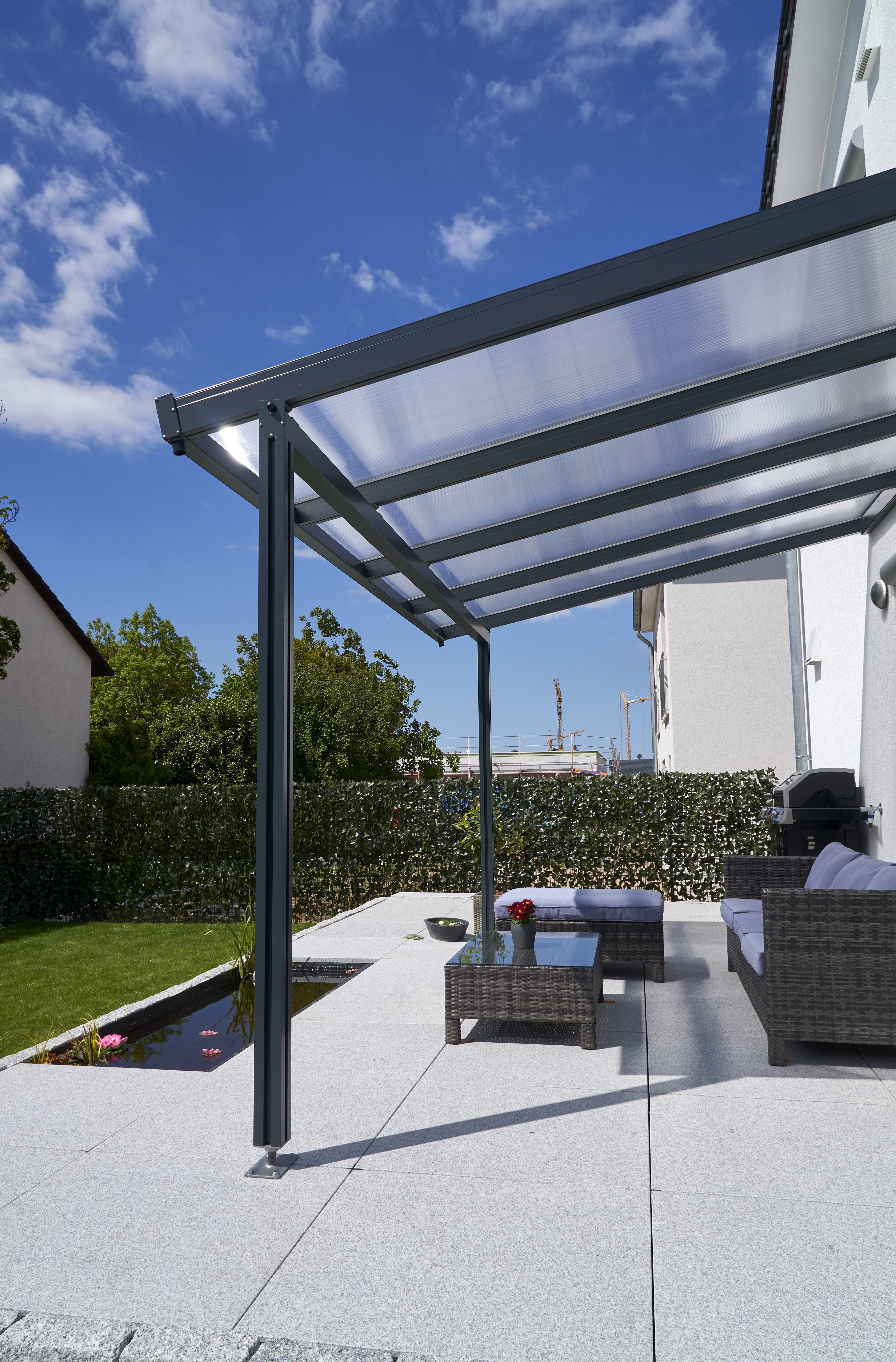 Gutta Premium Terrassendach | Dachtiefe 506 cm | 7120 mm | Acryl Klima Blue  | weiß | 4295674